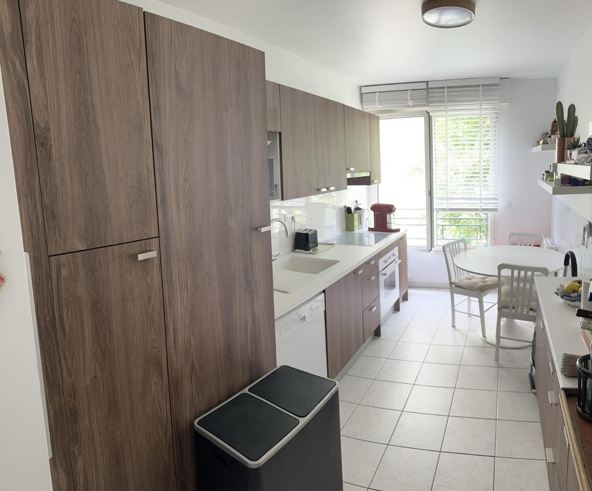 Modern T3 With Garden In * Parijs